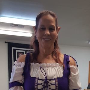 Meet your Posher, Connie